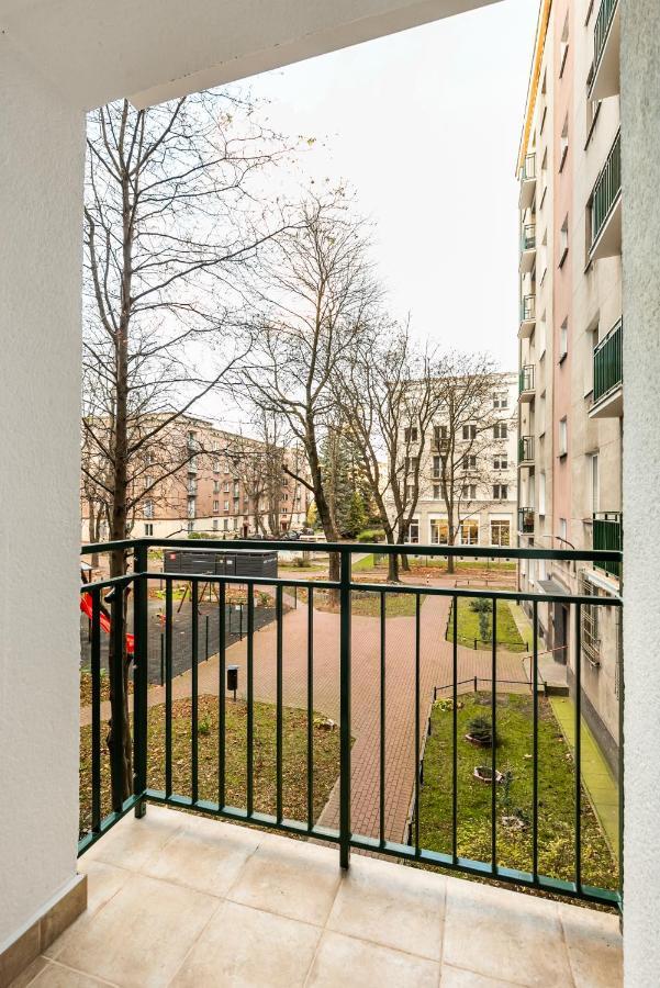 Ochota Sunny Apartment Warsaw Luaran gambar